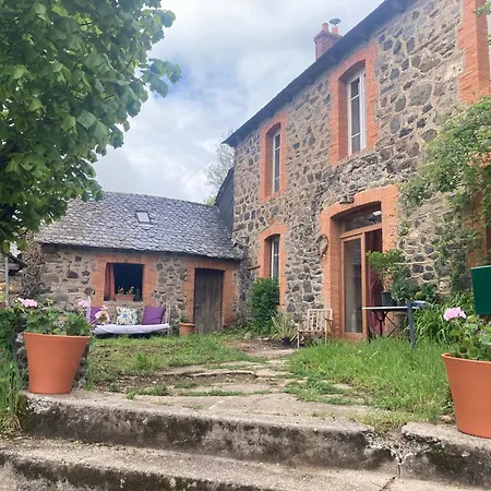 Oda ve Kahvaltı & Savonnerie De Bonnefon 3*